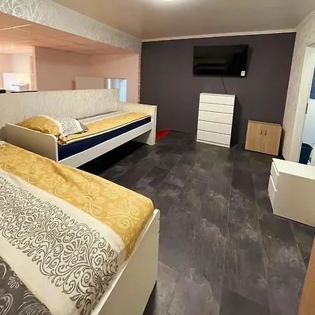 2-zimmer In , 6 Personen * Wuppertal